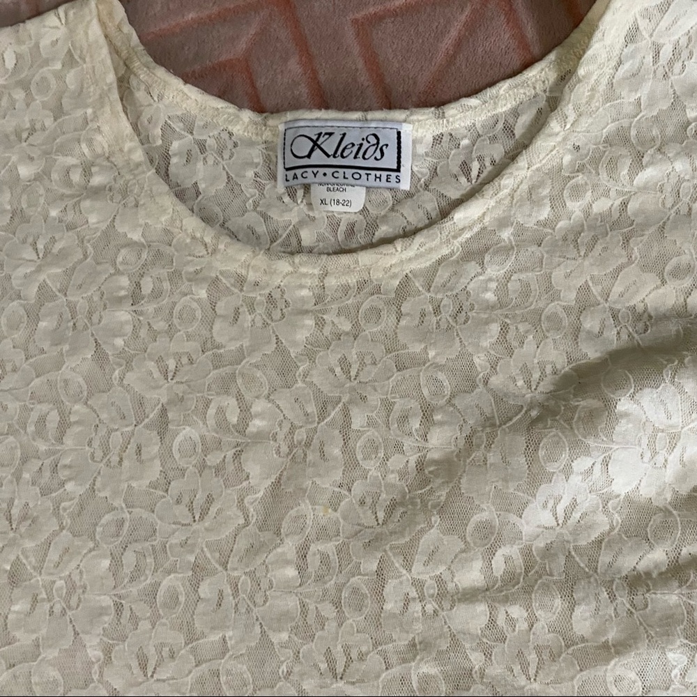 lacy tee - Picture 2 of 2